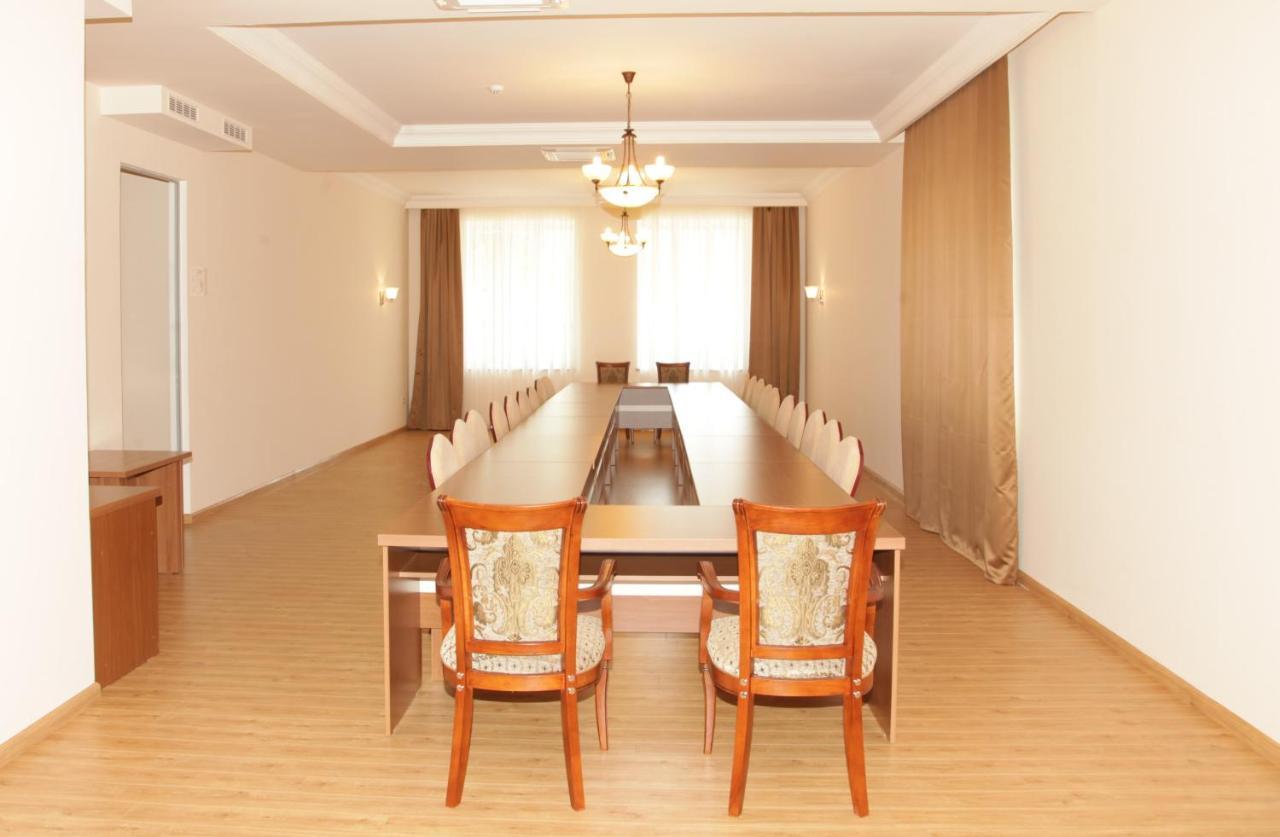 יירבאן Artsakh Hotel מראה חיצוני תמונה