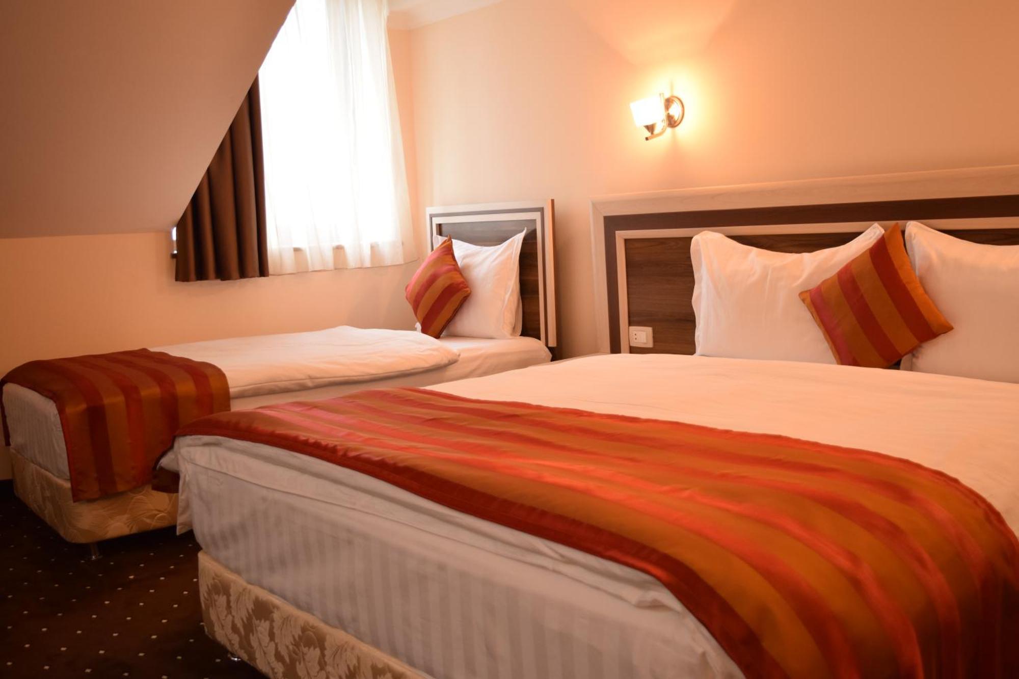 יירבאן Artsakh Hotel מראה חיצוני תמונה