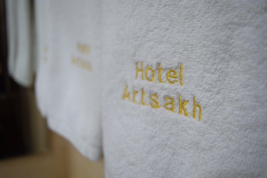 יירבאן Artsakh Hotel מראה חיצוני תמונה