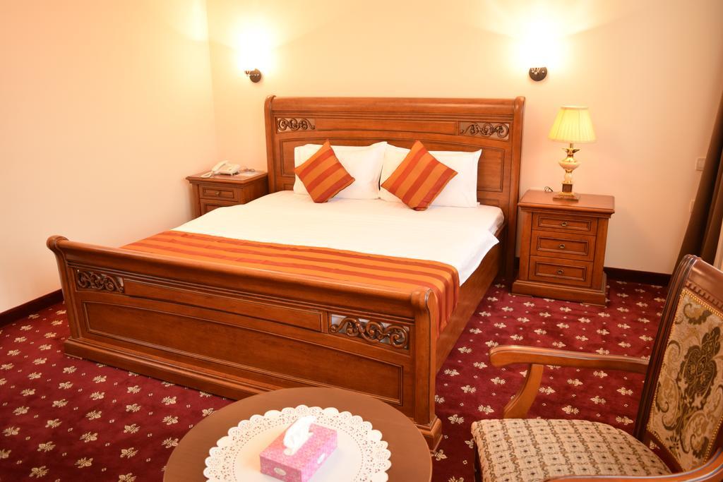 יירבאן Artsakh Hotel מראה חיצוני תמונה