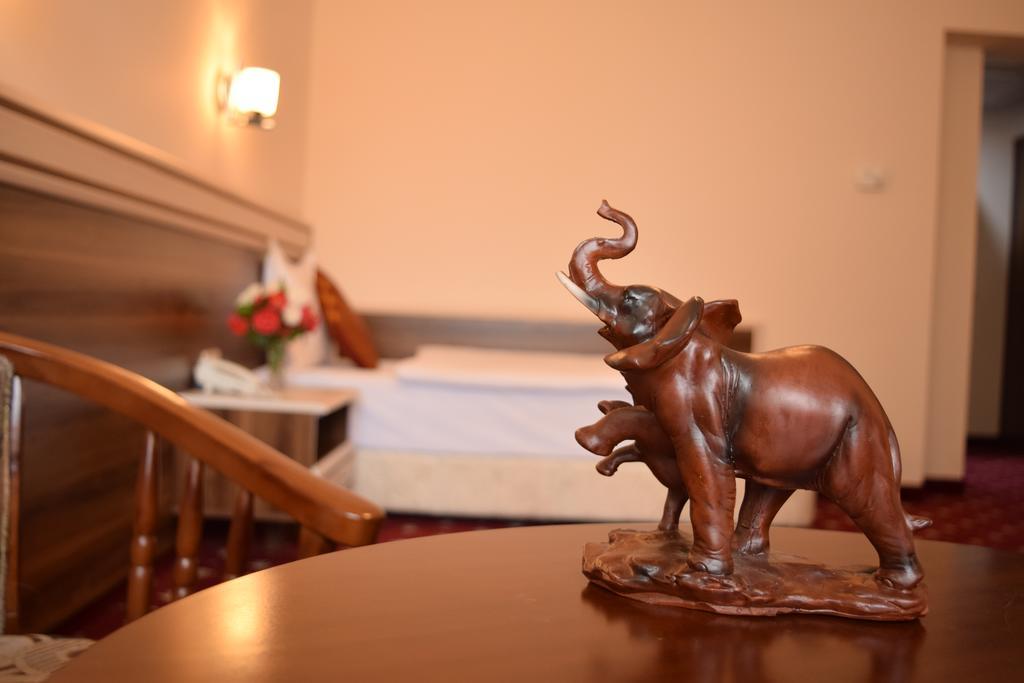 יירבאן Artsakh Hotel מראה חיצוני תמונה
