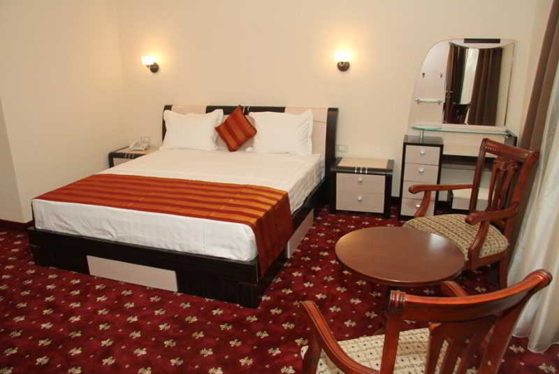 יירבאן Artsakh Hotel מראה חיצוני תמונה