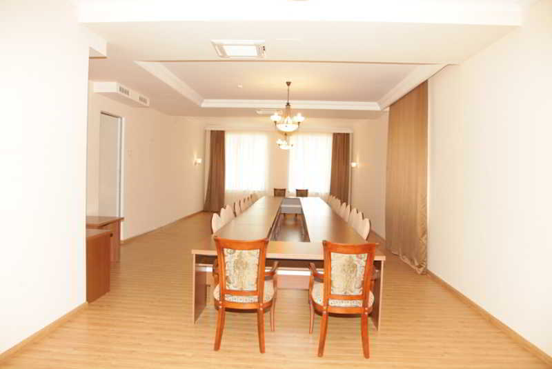 יירבאן Artsakh Hotel מראה חיצוני תמונה